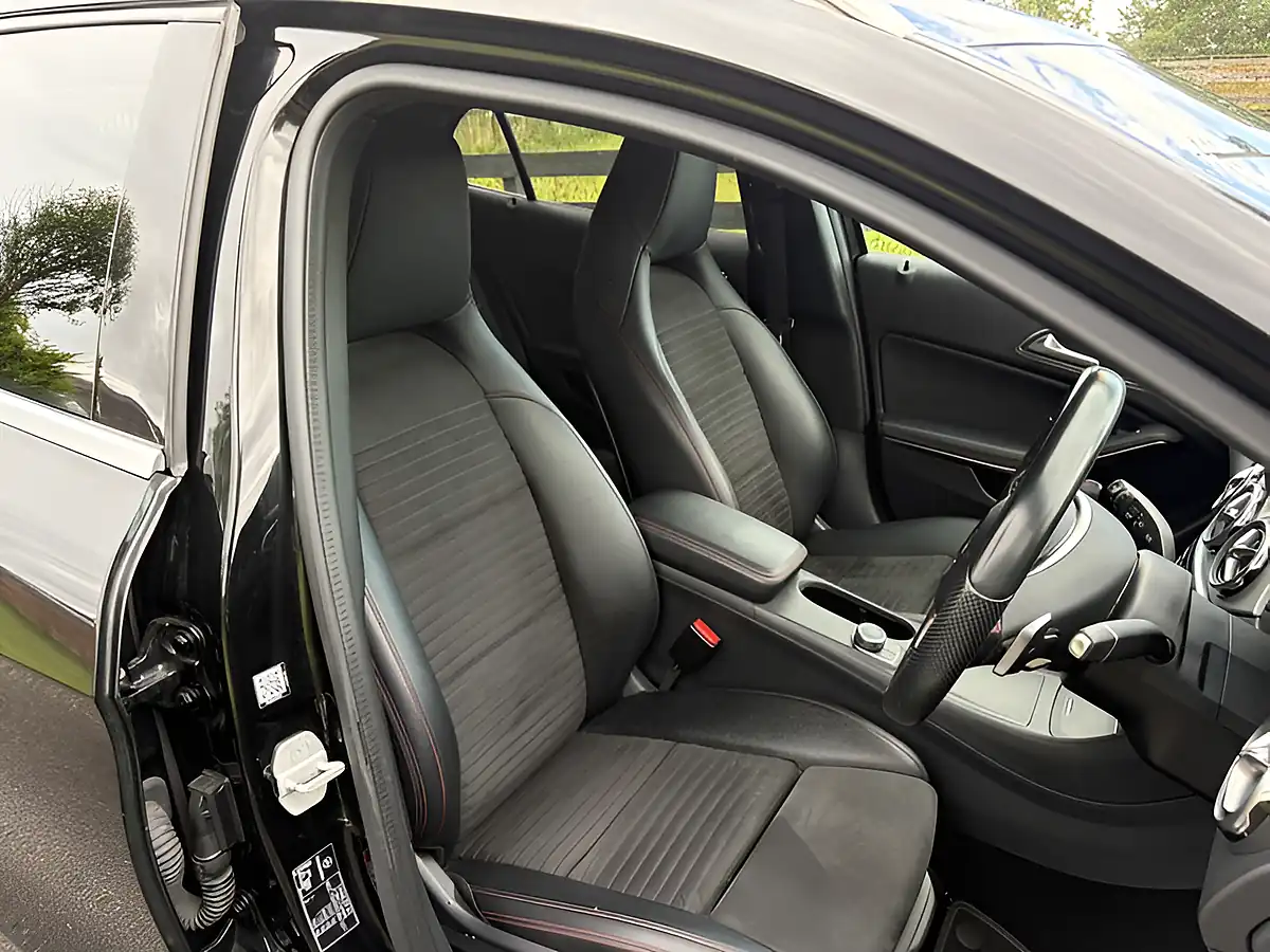 Used 2018 Mercedes-Benz Gla Class AMG Line Obsidian Black - Interior and Exterior details 15