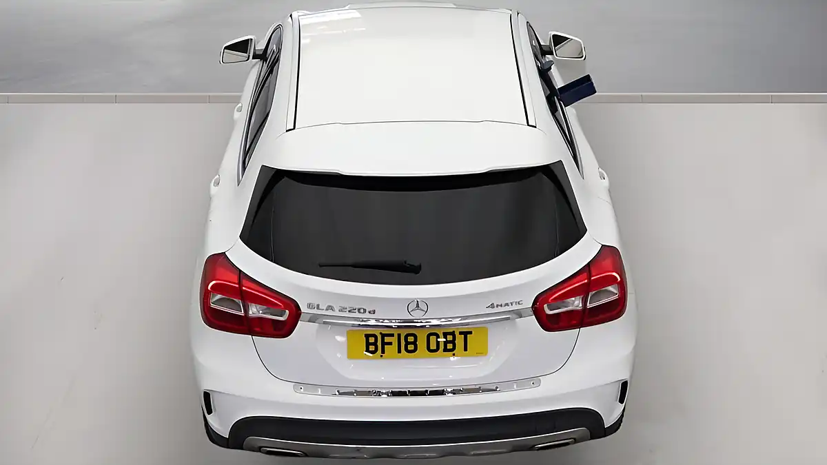 Used 2018 Mercedes-Benz Gla Class AMG Line White - Interior and Exterior details 11