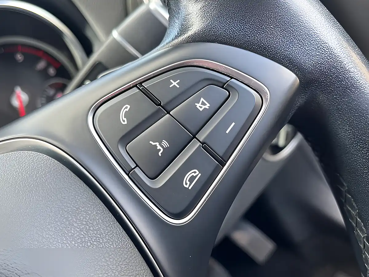 Used 2018 Mercedes-Benz Gla Class Se Black - Interior and Exterior details 14