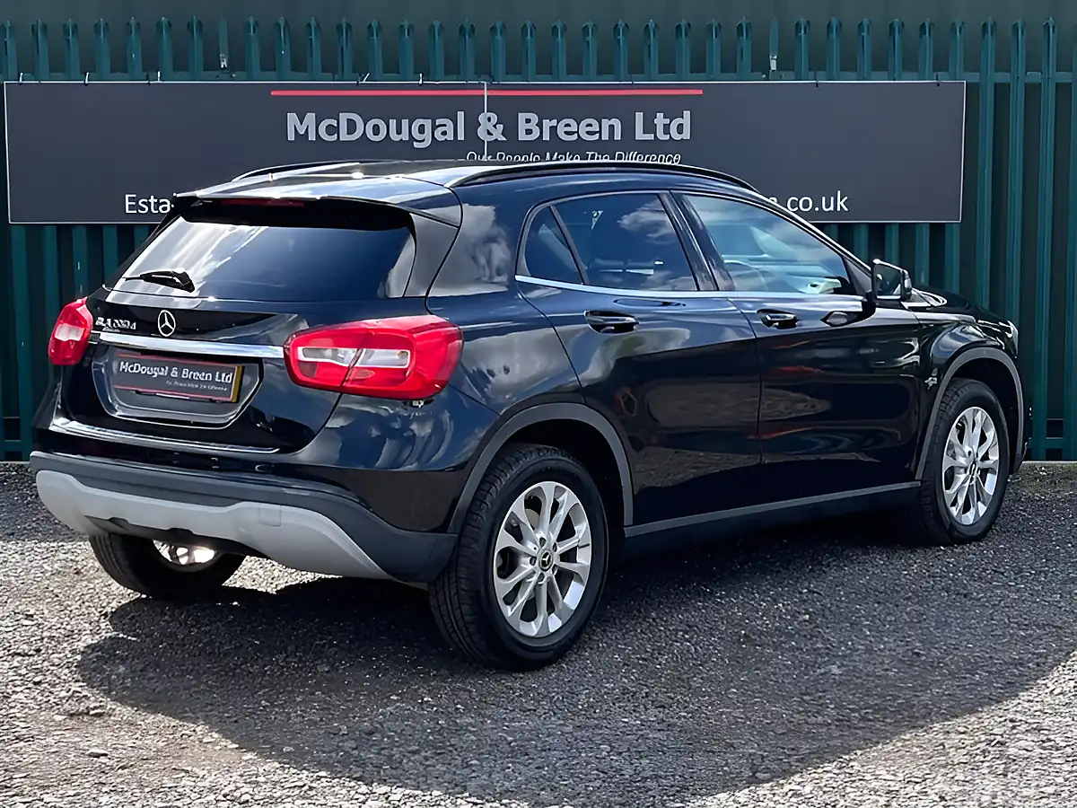 Used 2018 Mercedes-Benz Gla Class Se Black - Interior and Exterior details 5