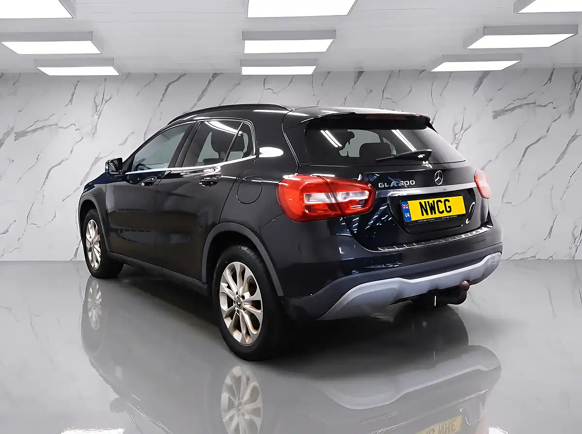 Used 2018 Mercedes-Benz Gla Se Black - Interior and Exterior details 4