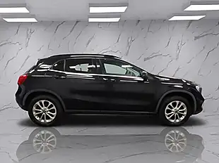 Used 2018 Mercedes-Benz Gla Se Black - Interior and Exterior details 7