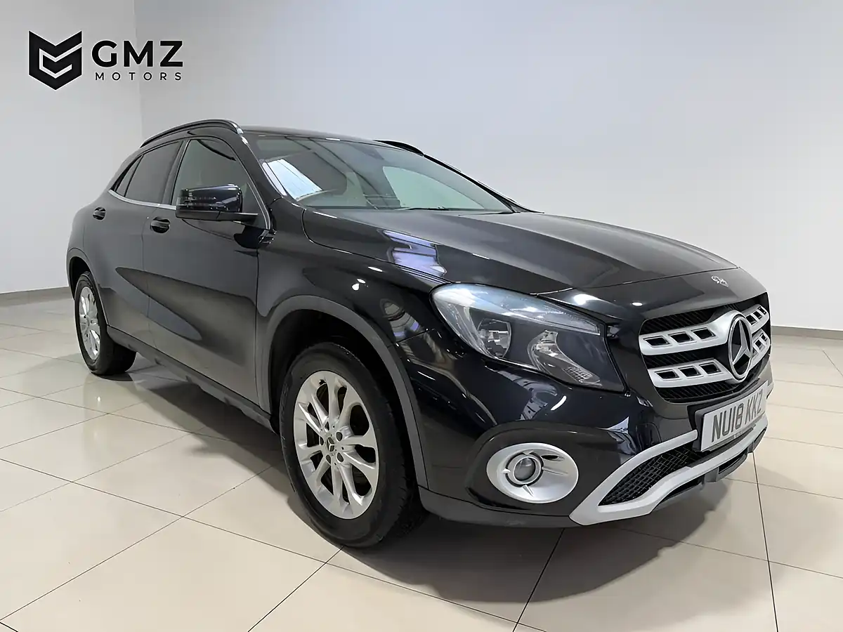 Used 2018 Mercedes-Benz Gla Se Black - Front View