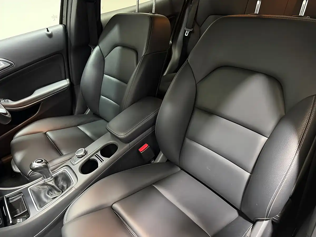 Used 2018 Mercedes-Benz Gla Se Black - Interior and Exterior details 17