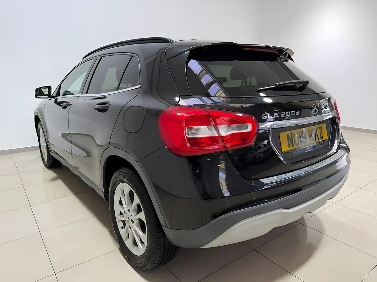Used 2018 Mercedes-Benz Gla Se Black - Interior and Exterior details 8