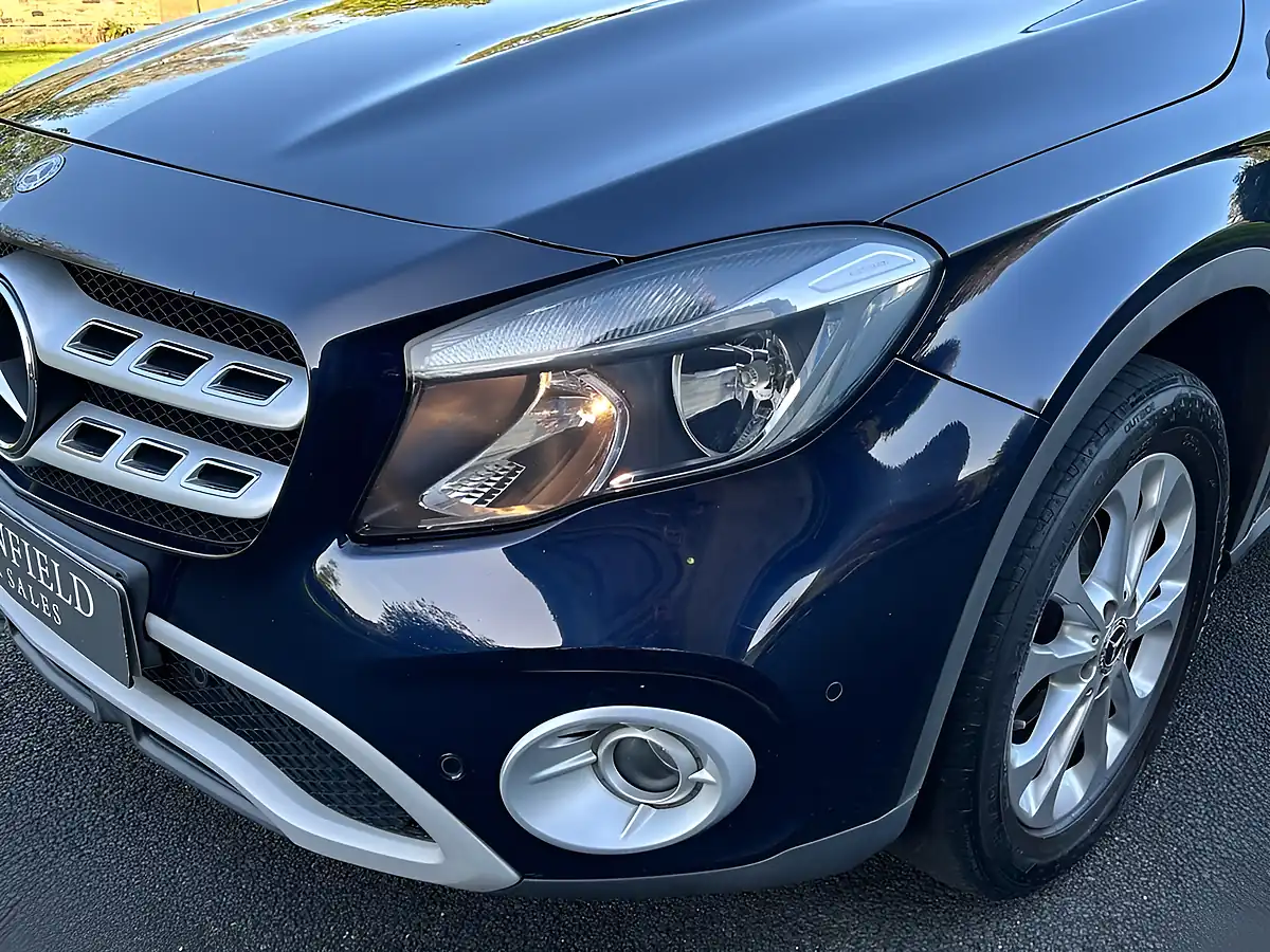 Used 2018 Mercedes-Benz Gla Se Blue - Interior and Exterior details 14