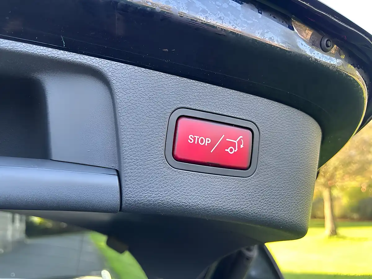 Used 2018 Mercedes-Benz Gla Se Blue - Interior and Exterior details 17
