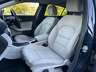 Used 2018 Mercedes-Benz Gla Se Blue - Interior and Exterior details 7