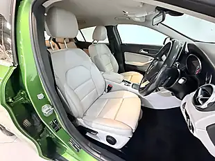 Used 2018 Mercedes-Benz Gla Se (executive) Green - Interior and Exterior details 15