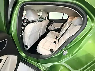 Used 2018 Mercedes-Benz Gla Se (executive) Green - Interior and Exterior details 18