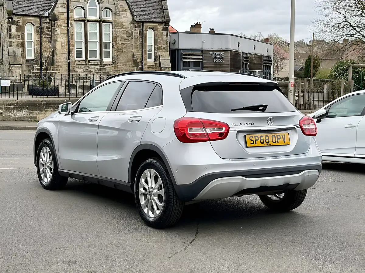 Used 2018 Mercedes-Benz Gla Se Executive Iridium Silver - Interior and Exterior details 13