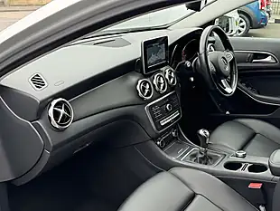 Used 2018 Mercedes-Benz Gla Se Executive Iridium Silver - Interior and Exterior details 14