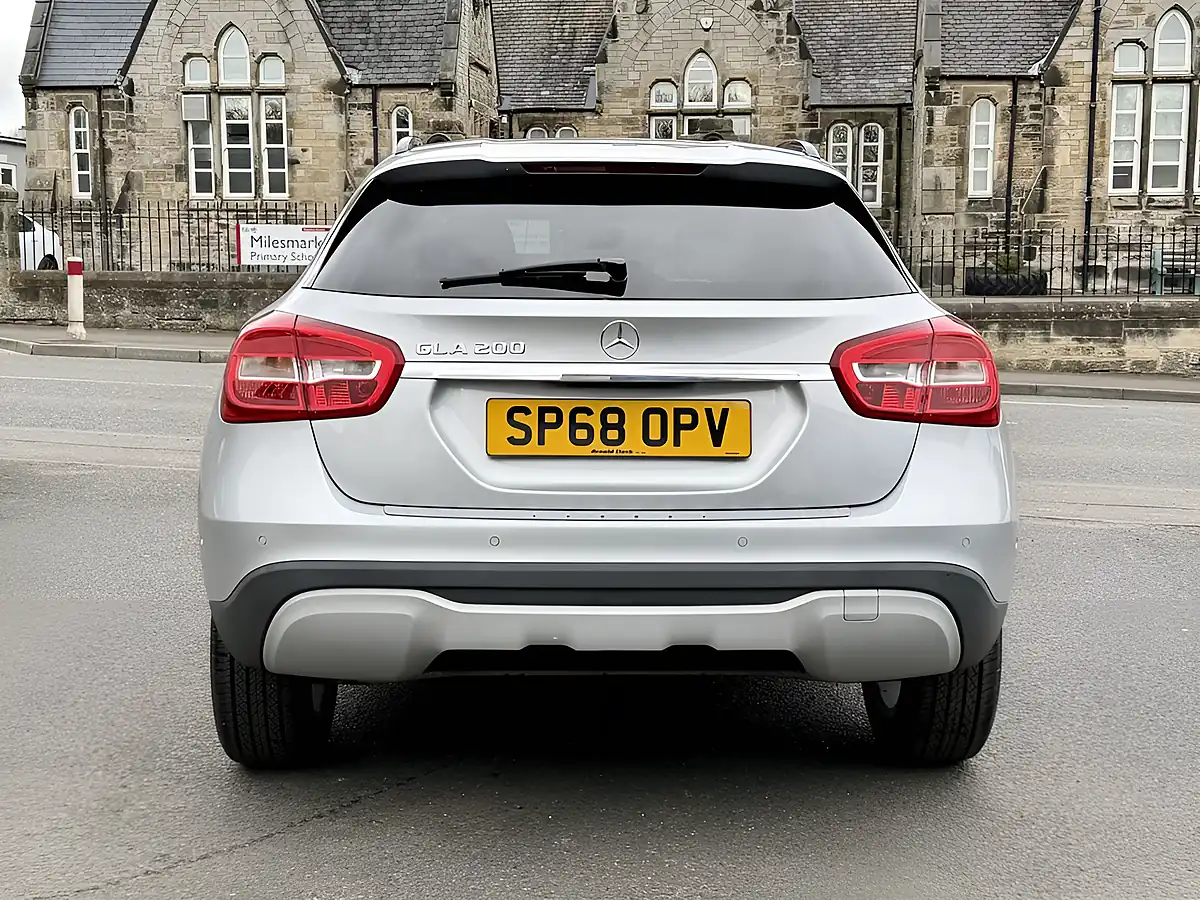 Used 2018 Mercedes-Benz Gla Se Executive Iridium Silver - Interior and Exterior details 19