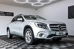 Used 2018 Mercedes-Benz Gla Se (executive) Silver - Interior and Exterior details 3
