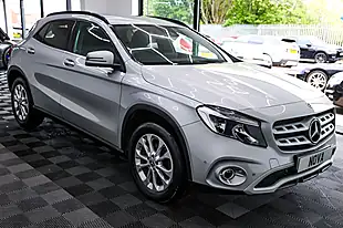 Used 2018 Mercedes-Benz Gla Se (executive) Silver - Interior and Exterior details 9