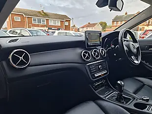 Used 2018 Mercedes-Benz Gla Se (executive) White - Interior and Exterior details 14