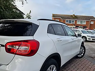 Used 2018 Mercedes-Benz Gla Se (executive) White - Interior and Exterior details 18