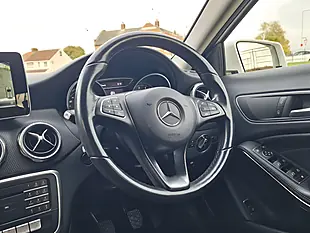 Used 2018 Mercedes-Benz Gla Se (executive) White - Interior and Exterior details 20