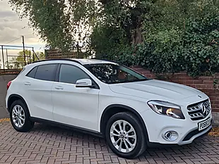 Used 2018 Mercedes-Benz Gla Se (executive) White - Interior and Exterior details 9
