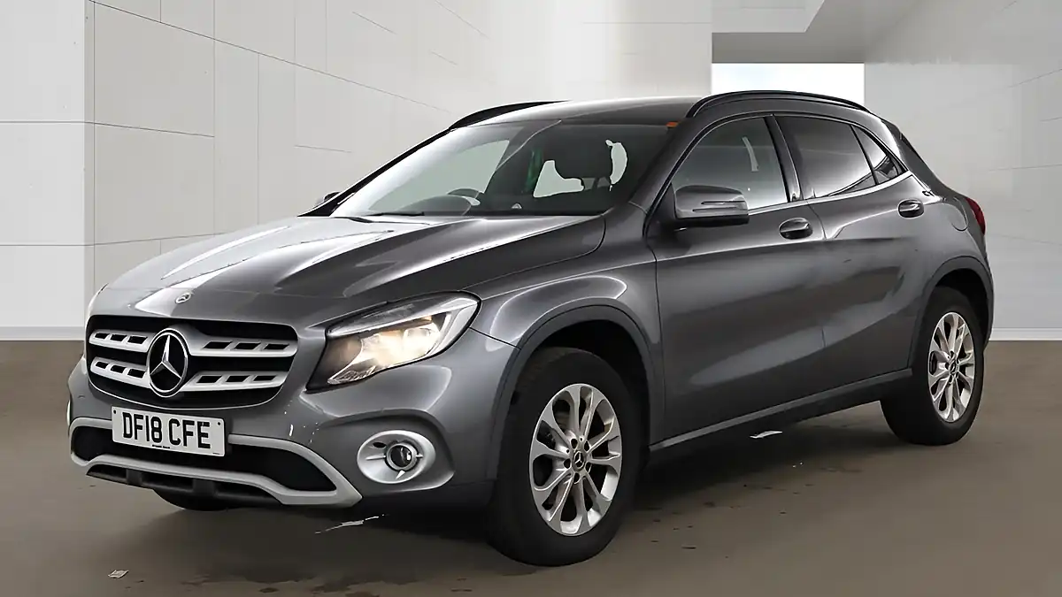 Used 2018 Mercedes-Benz Gla Se Grey - Interior and Exterior details 4
