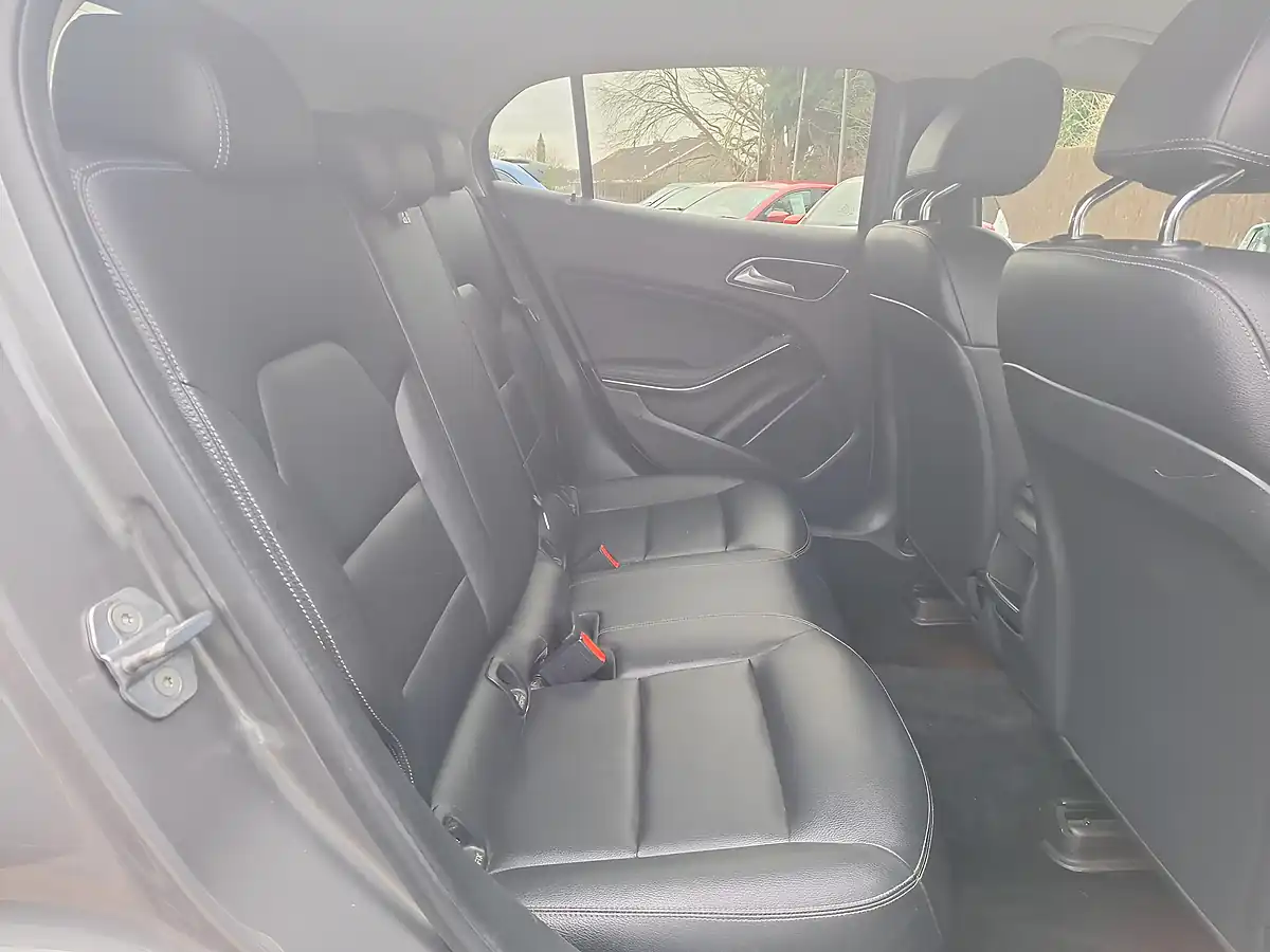 Used 2018 Mercedes-Benz Gla Se Grey - Interior and Exterior details 13