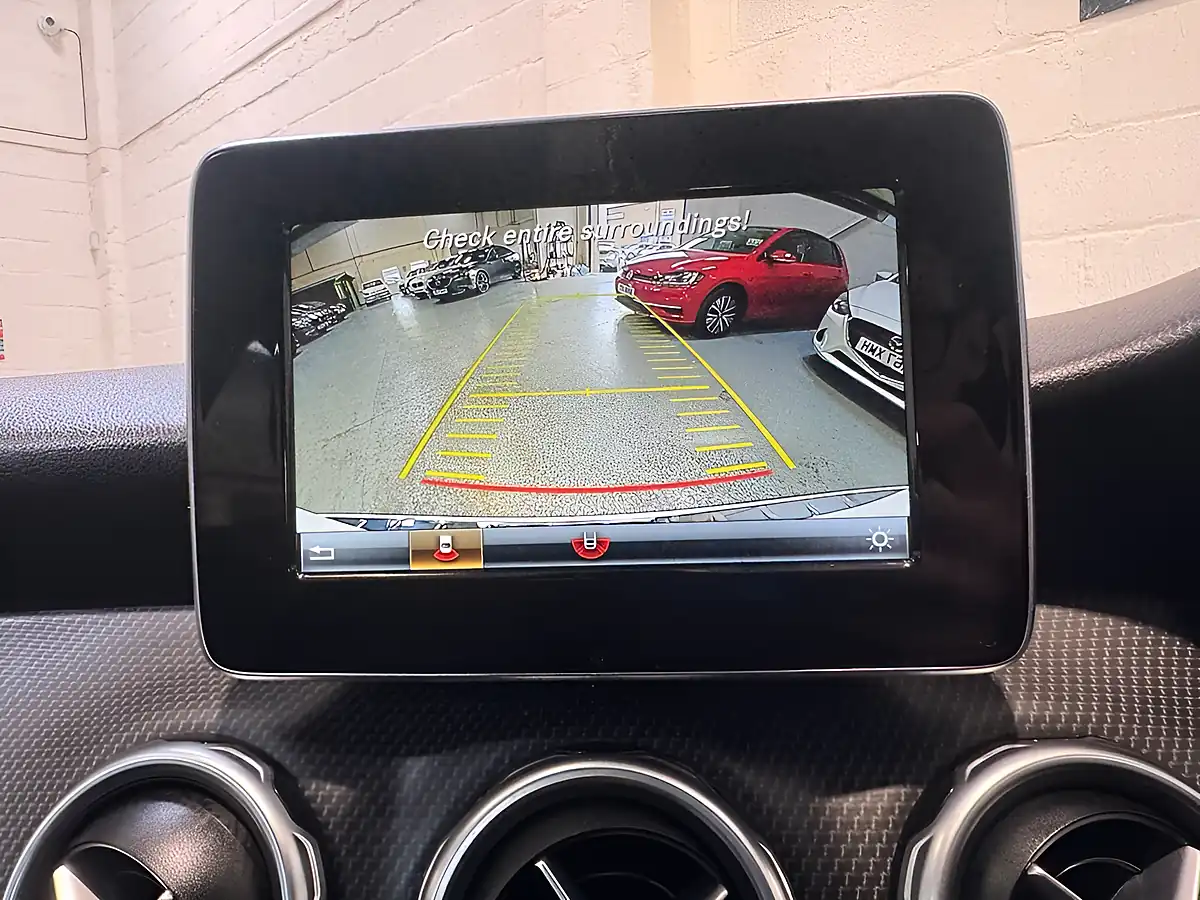 Used 2018 Mercedes-Benz Gla Se White - Interior and Exterior details 18