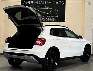 Used 2018 Mercedes-Benz Gla Se White - Interior and Exterior details 4