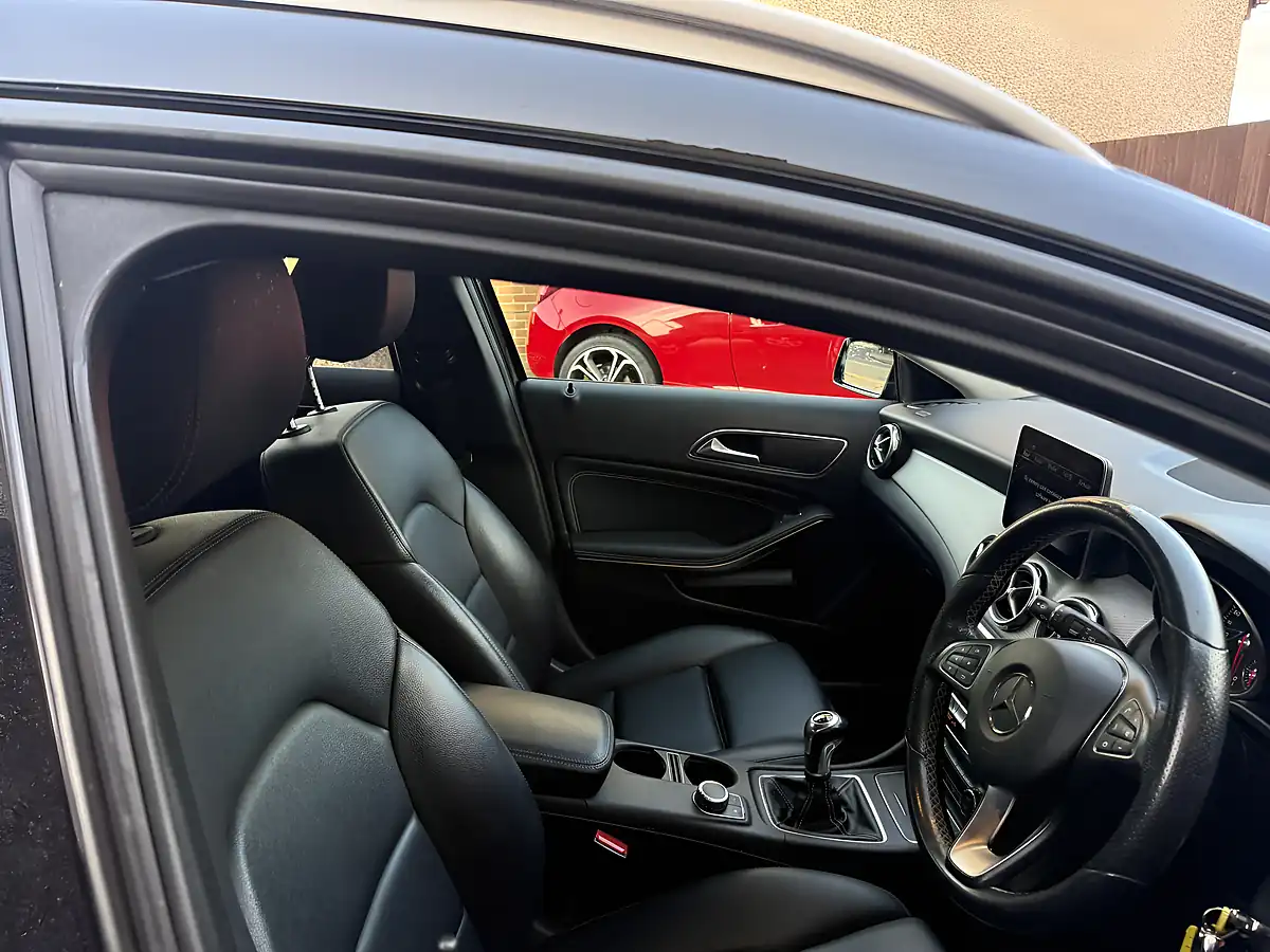 Used 2018 Mercedes-Benz Gla Sport Black - Interior and Exterior details 17