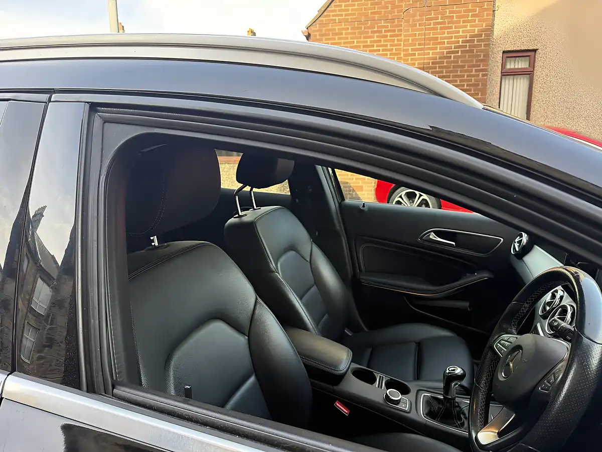 Used 2018 Mercedes-Benz Gla Sport Black - Interior and Exterior details 6
