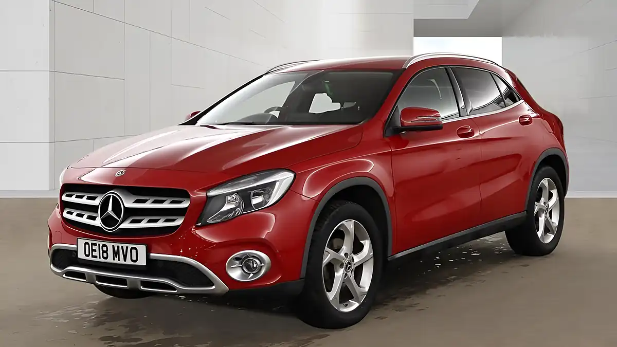 Used 2018 Mercedes-Benz Gla Sport Executive Red - Interior and Exterior details 18