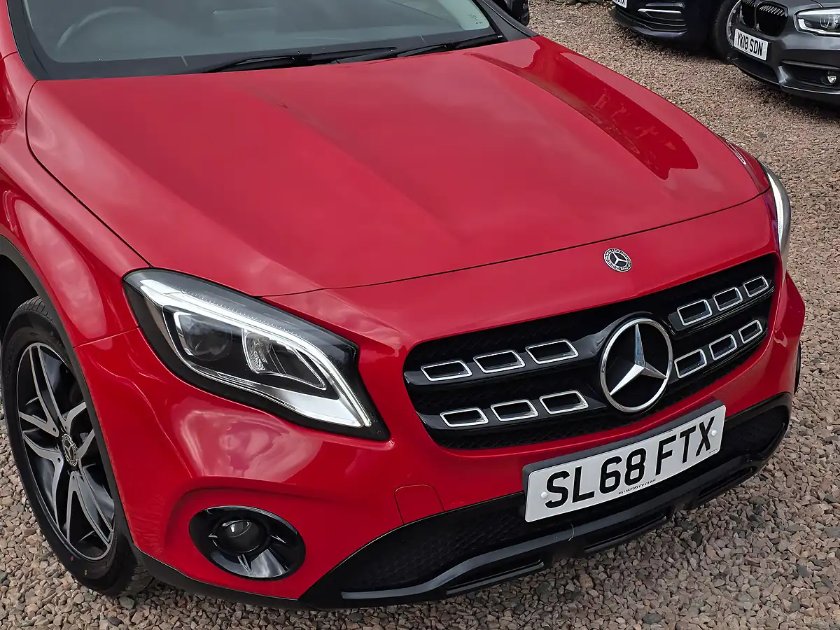 Used 2018 Mercedes-Benz Gla Urban Edition Beige - Interior and Exterior details 2