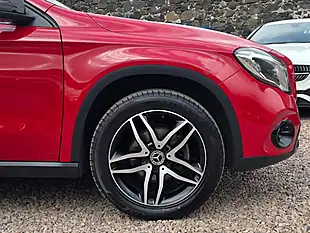 Used 2018 Mercedes-Benz Gla Urban Edition Beige - Interior and Exterior details 20