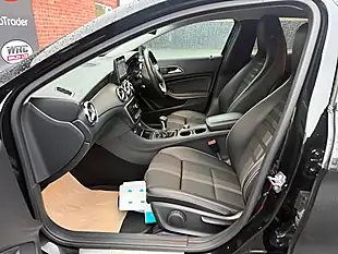 Used 2018 Mercedes-Benz Gla Urban Edition Black - Interior and Exterior details 19