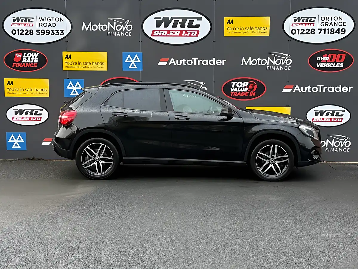 Used 2018 Mercedes-Benz Gla Urban Edition Black - Interior and Exterior details 5