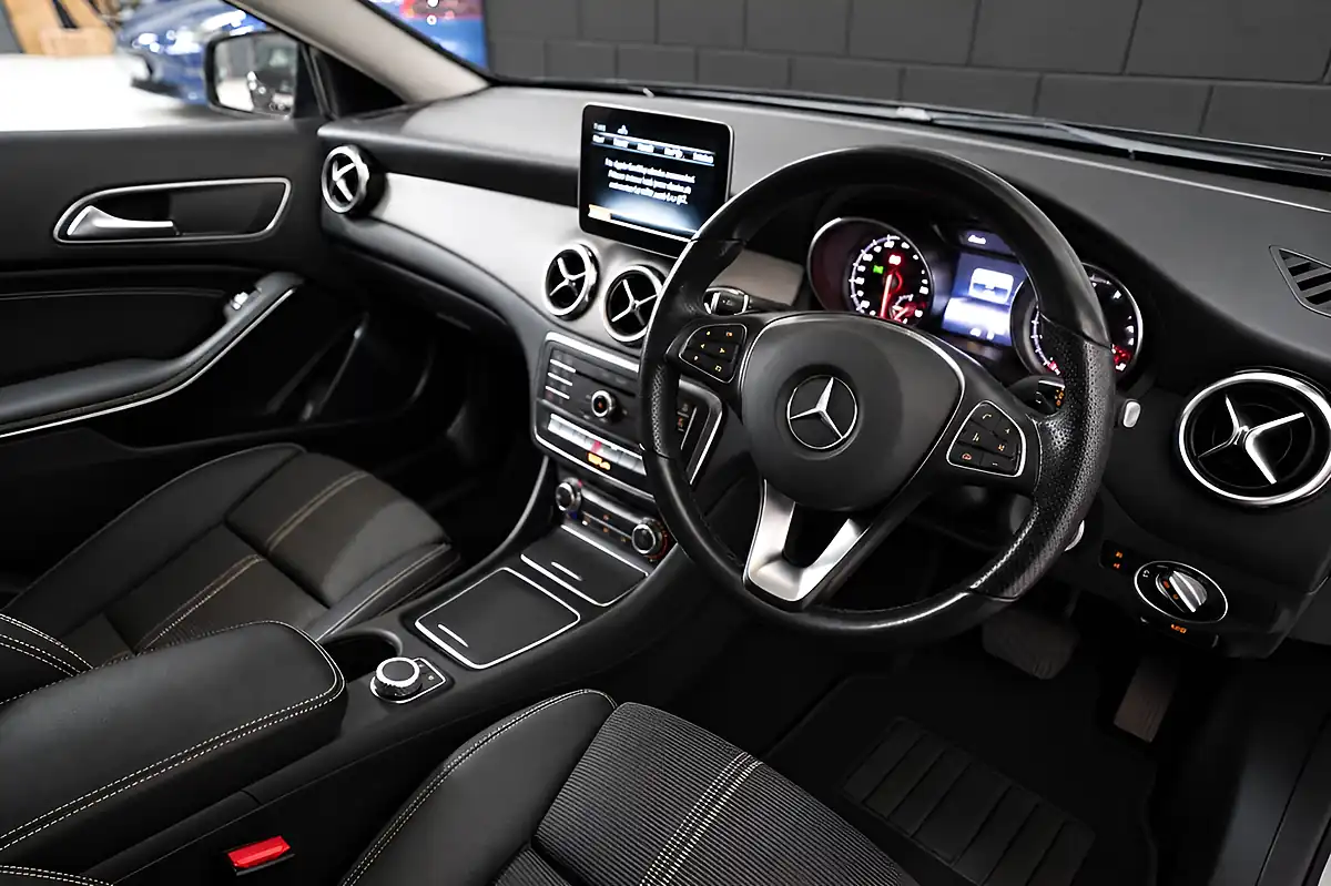 Used 2018 Mercedes-Benz Gla Urban Edition Grey - Interior and Exterior details 12