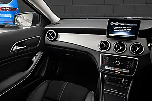 Used 2018 Mercedes-Benz Gla Urban Edition Grey - Interior and Exterior details 16