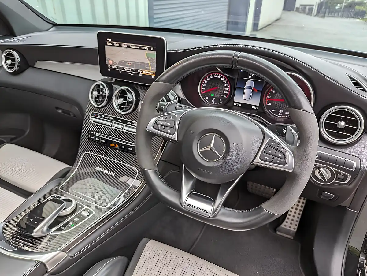 Used 2018 Mercedes-Benz Glc 63 S AMG Premium Black - Interior and Exterior details 10