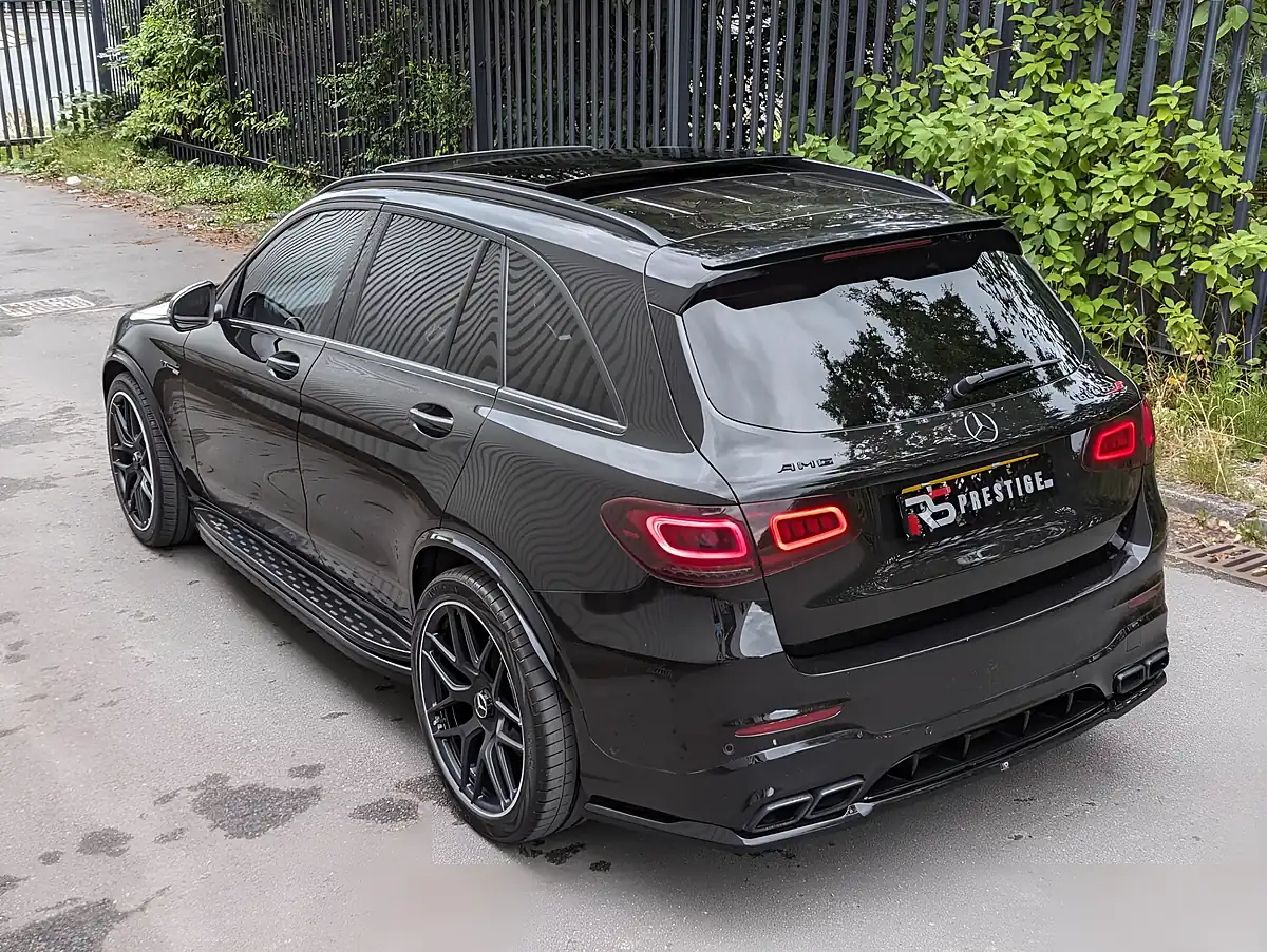 Used 2018 Mercedes-Benz Glc 63 S AMG Premium Black - Interior and Exterior details 5