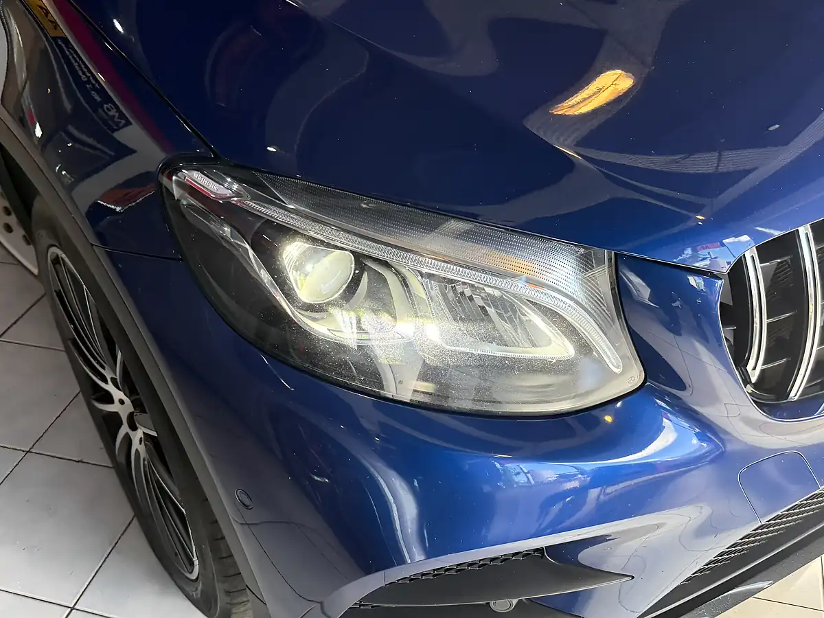 Used 2018 Mercedes-Benz Glc AMG Line Blue - Interior and Exterior details 2
