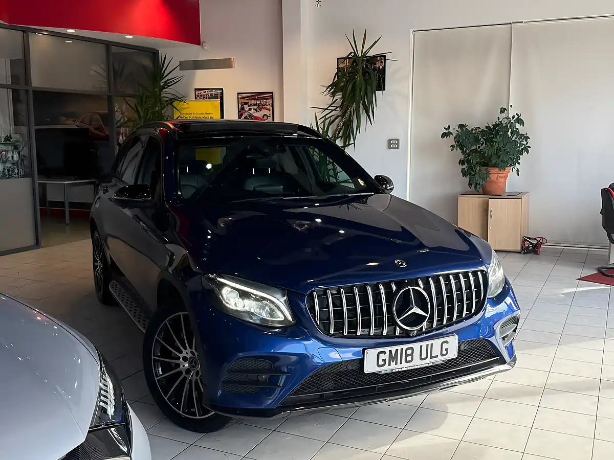 Used 2018 Mercedes-Benz Glc AMG Line Blue - Interior and Exterior details 5