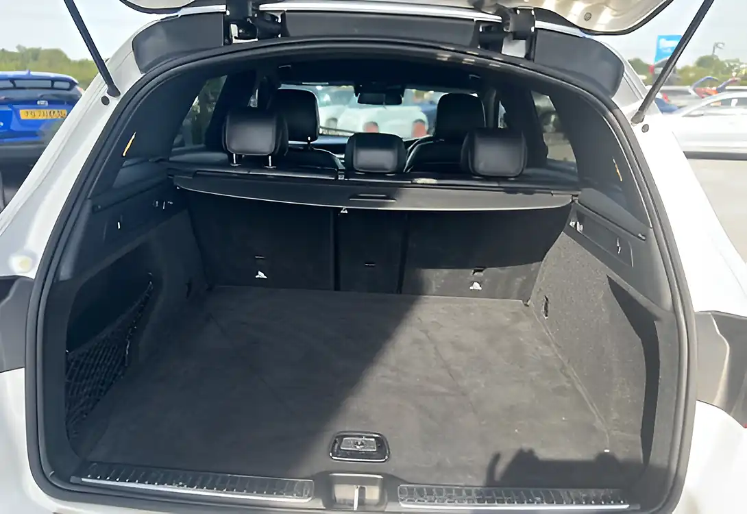 Used 2018 Mercedes-Benz Glc AMG Line Polar White Gloss - Interior and Exterior details 17