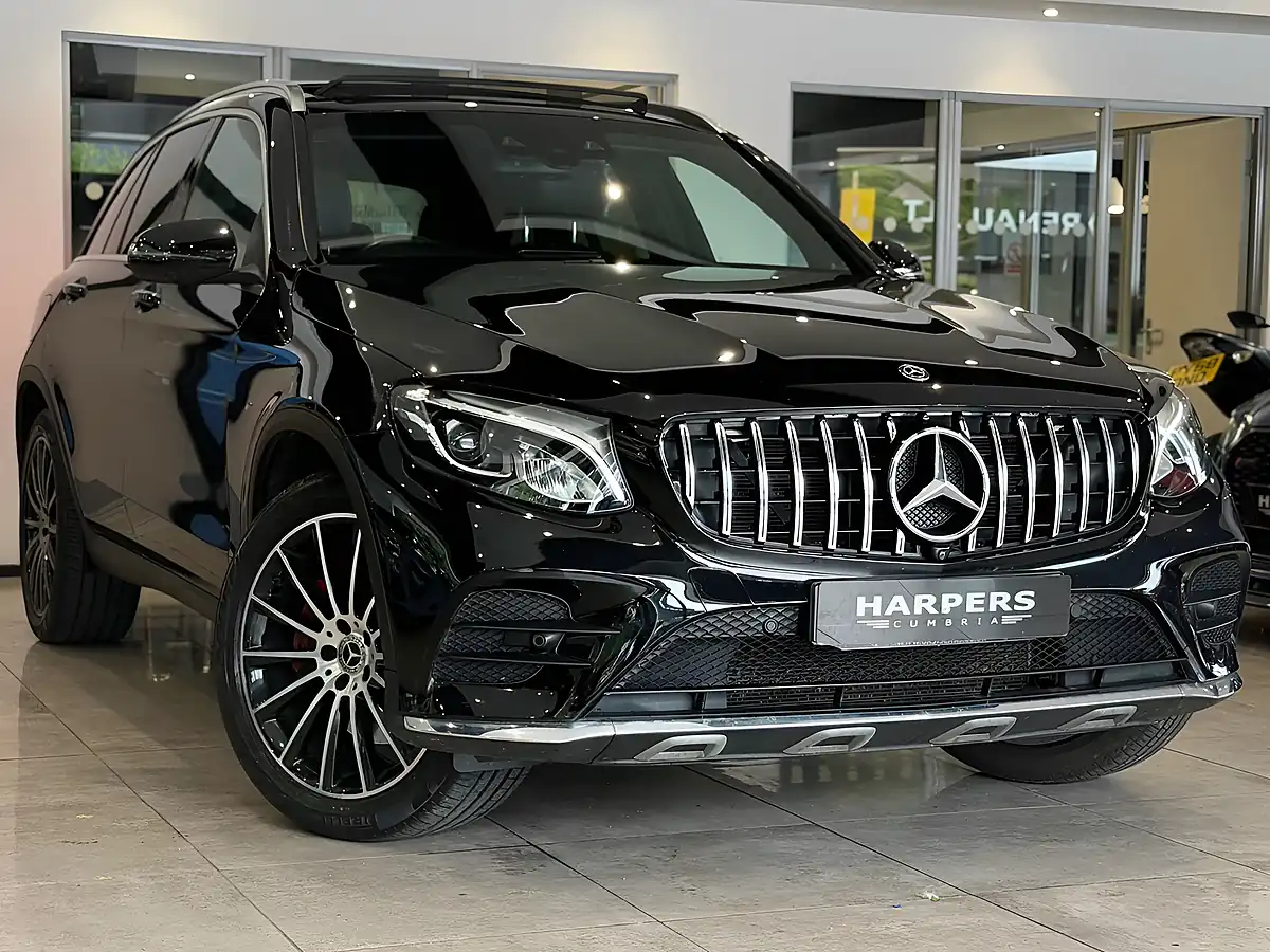 Used 2018 Mercedes-Benz Glc AMG Line (premium) Black - Front View