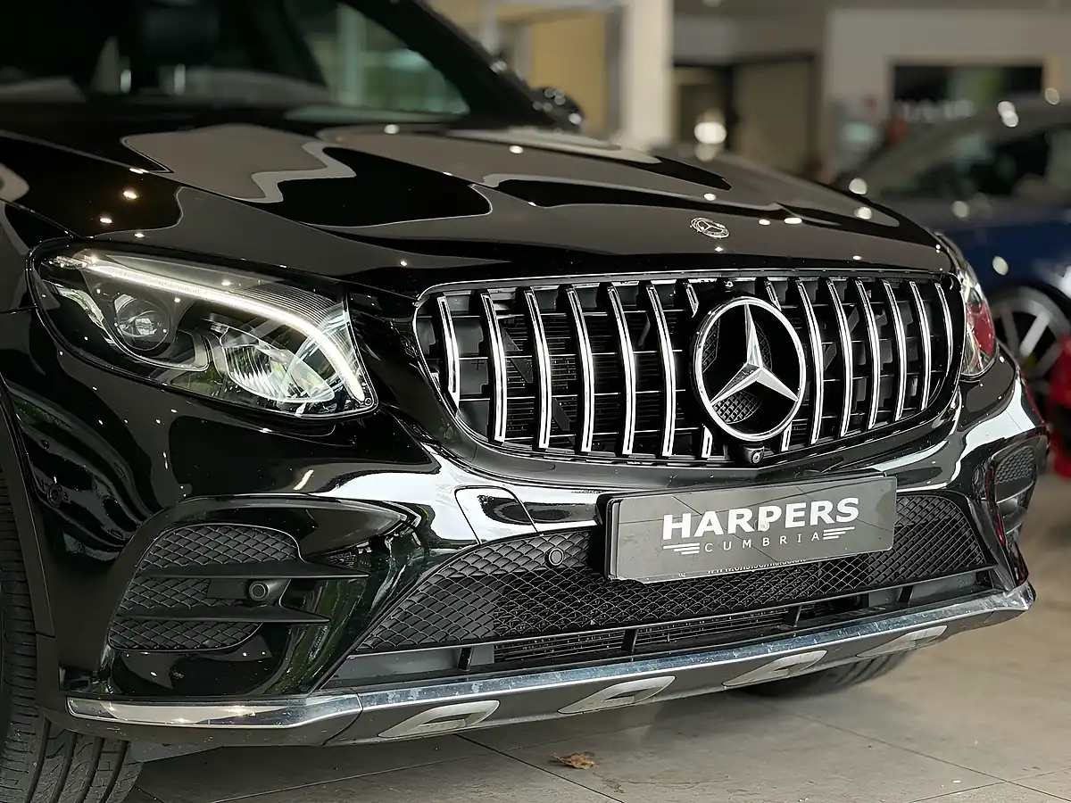 Used 2018 Mercedes-Benz Glc AMG Line (premium) Black - Interior and Exterior details 11