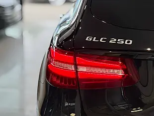 Used 2018 Mercedes-Benz Glc AMG Line (premium) Black - Interior and Exterior details 7