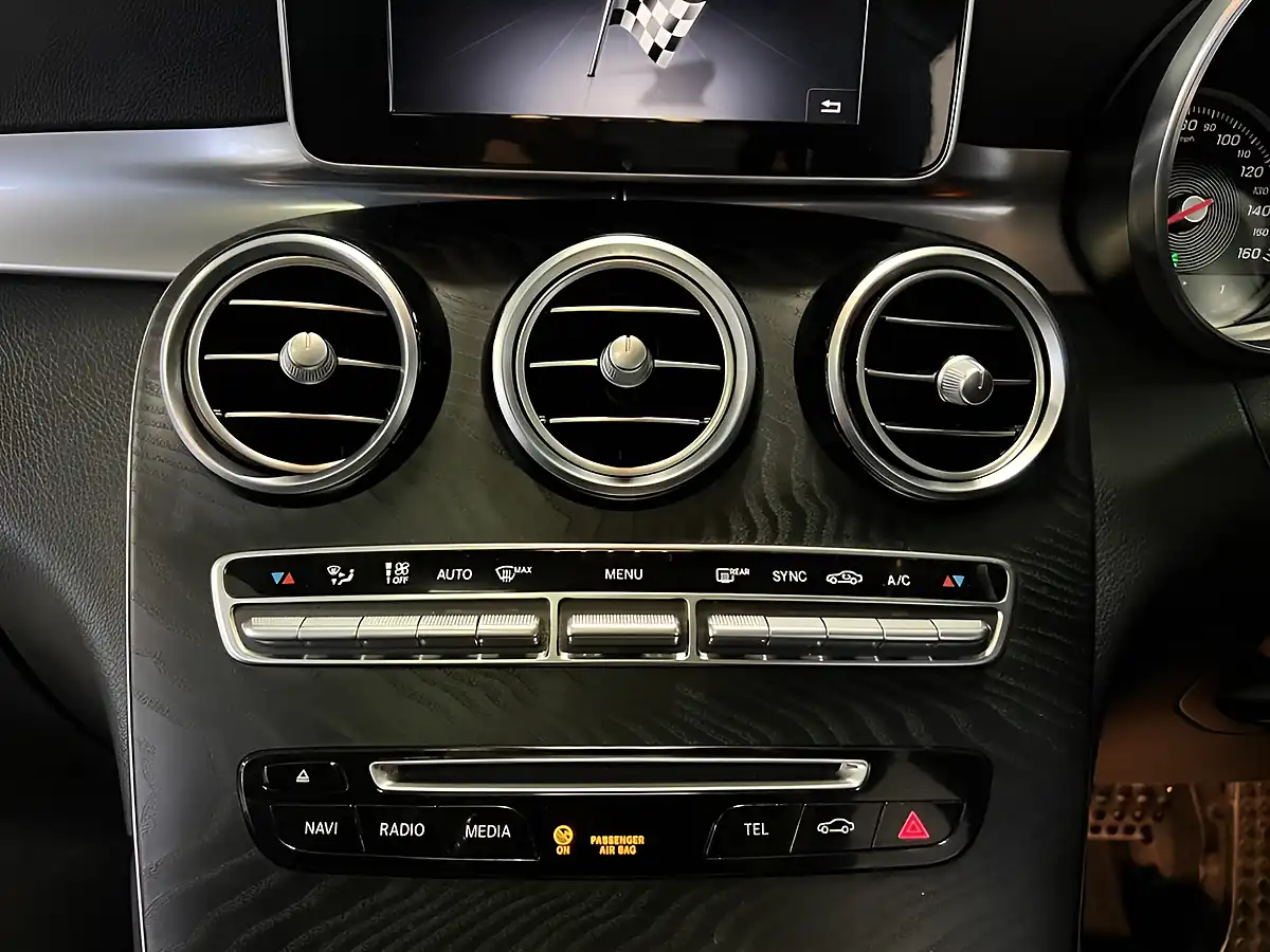 Used 2018 Mercedes-Benz Glc AMG Line (premium) Black - Interior and Exterior details 13