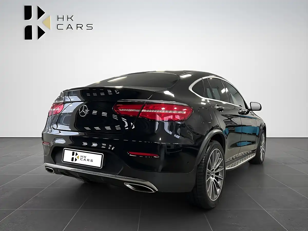 Used 2018 Mercedes-Benz Glc AMG Line (premium) Black - Interior and Exterior details 7