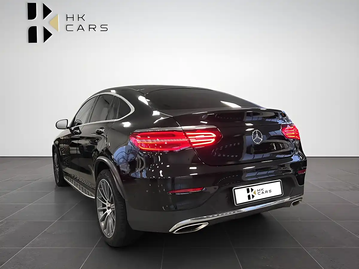 Used 2018 Mercedes-Benz Glc AMG Line (premium) Black - Interior and Exterior details 9