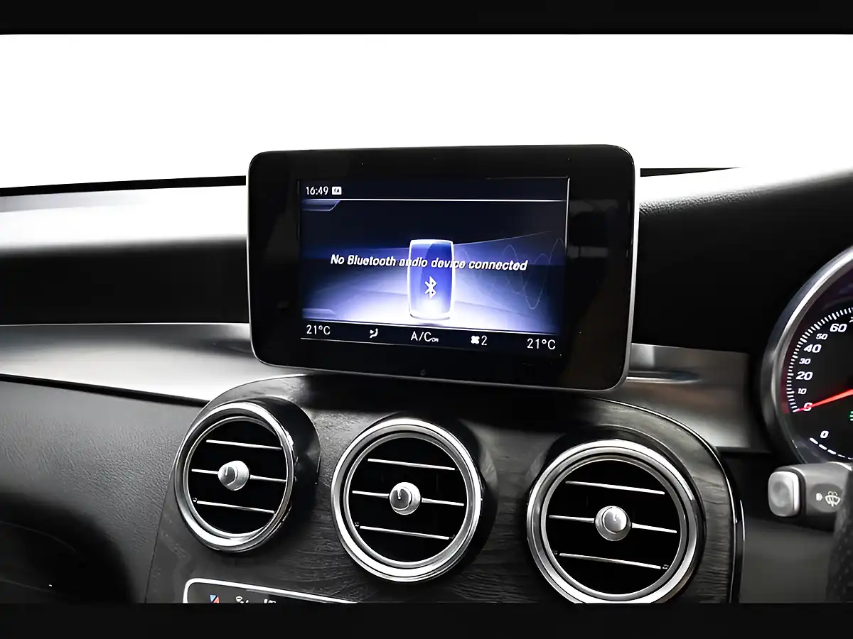 Used 2018 Mercedes-Benz Glc AMG Line (premium) Blue - Interior and Exterior details 18