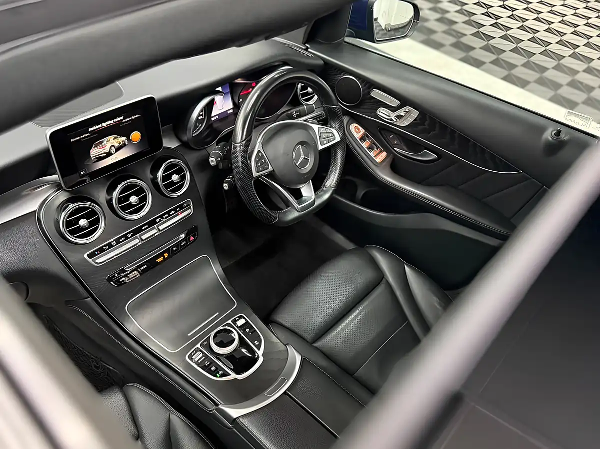 Used 2018 Mercedes-Benz Glc AMG Line Premium Blue - Interior and Exterior details 2