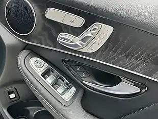 Used 2018 Mercedes-Benz Glc AMG Line Premium Brilliant Blue - Interior and Exterior details 15